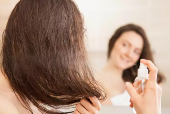 Làm thế nào để tóc không bị bông xù